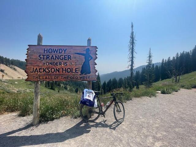 Road Cycling over Teton Pass — Teton Pass, between Victor, ID and Wilson, WY